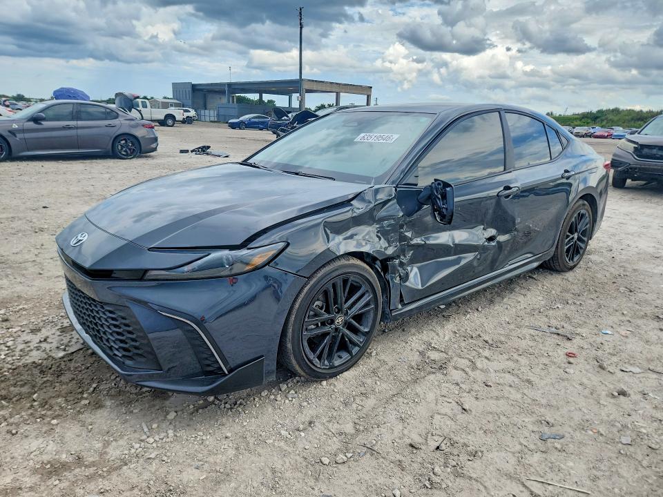 Продажа на аукционе авто 2025 Toyota Camry, vin: 4T1DAACK1SU606447, номер лота: 63519546