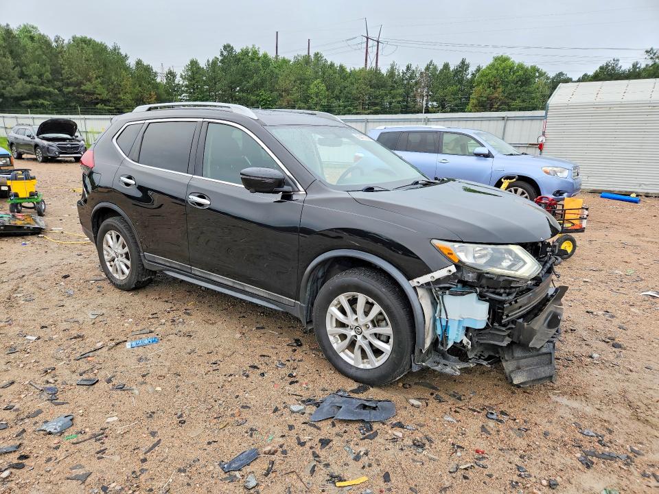60477206 :رقم المزاد ، 5N1AT2MV9JC832655 vin ، 2018 Nissan Rogue مزاد بيع