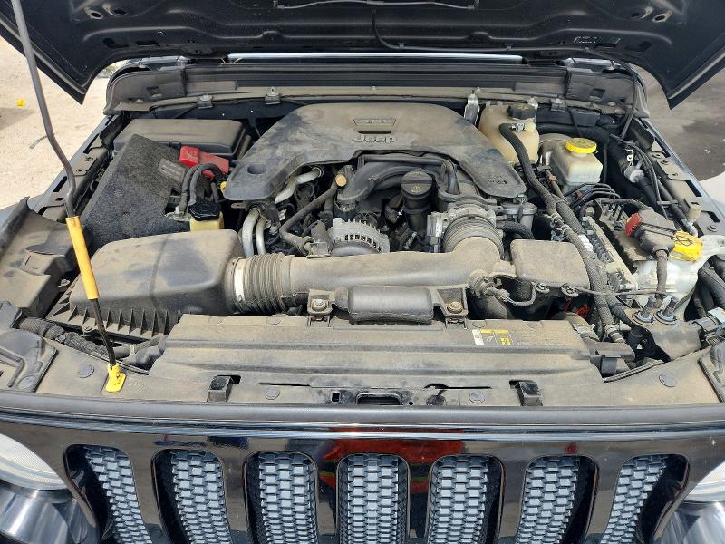 60616846 :رقم المزاد ، 1C4HJXDGXJW145593 vin ، 2018 Jeep Wrangler Unlimited مزاد بيع