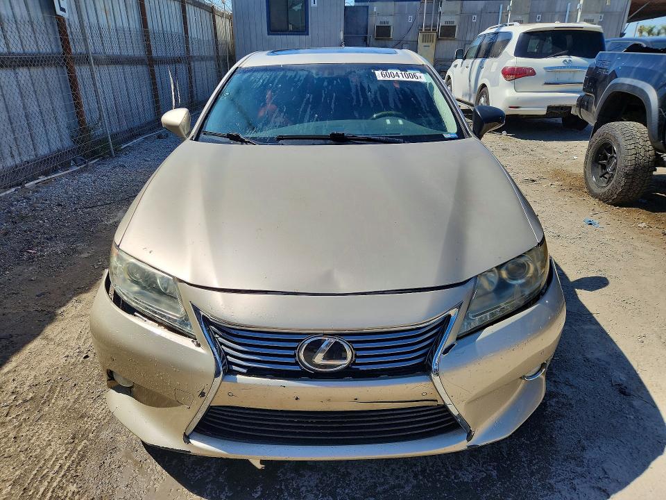60041006 :رقم المزاد ، JTHBK1GG9D2050982 vin ، 2013 Lexus Es مزاد بيع
