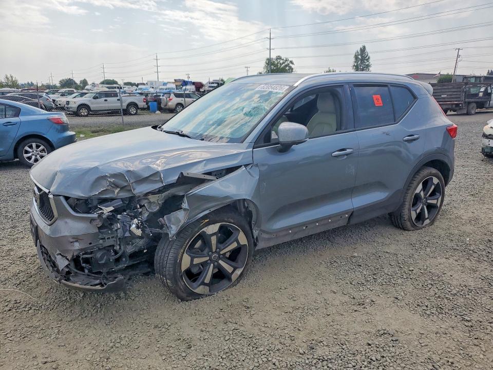 62054826 :رقم المزاد ، YV4162UK4K2139384 vin ، 2019 Volvo Xc40 مزاد بيع