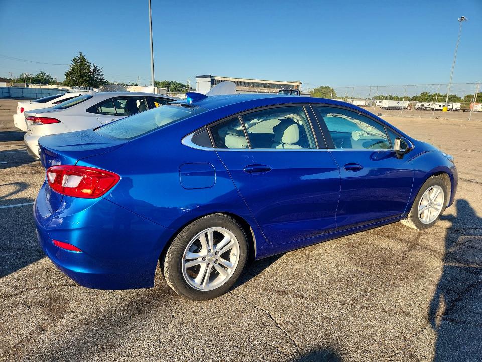 Продаж на аукціоні авто 2017 Chevrolet Cruze, vin: 1G1BE5SM2H7125813, номер лоту: 63177536