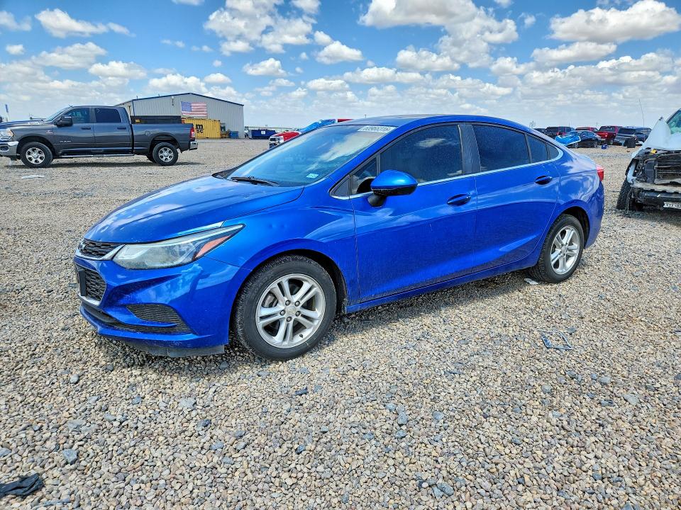 60966316 :رقم المزاد ، 3G1BE5SMXHS572441 vin ، 2017 Chevrolet Cruze مزاد بيع