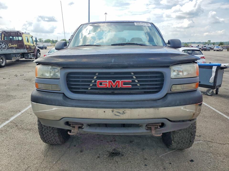 2000 Gmc New Sierra მანქანა იყიდება აუქციონზე, vin: 1GTEK14V7YZ335114, აუქციონის ნომერი: 60019776