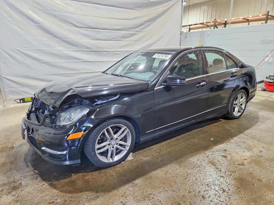 Aukcja sprzedaży 2012 Mercedes-benz C, vin: WDDGF8BB2CR198077, numer aukcji: 61025296