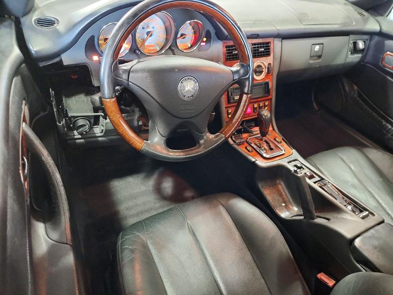 2002 Mercedes-benz Slk მანქანა იყიდება აუქციონზე, vin: WDBKK65F02F262800, აუქციონის ნომერი: 59831116