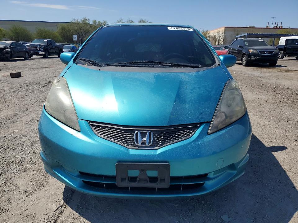 62058316 :رقم المزاد ، JHMGE8H32DC019729 vin ، 2013 Honda Fit مزاد بيع