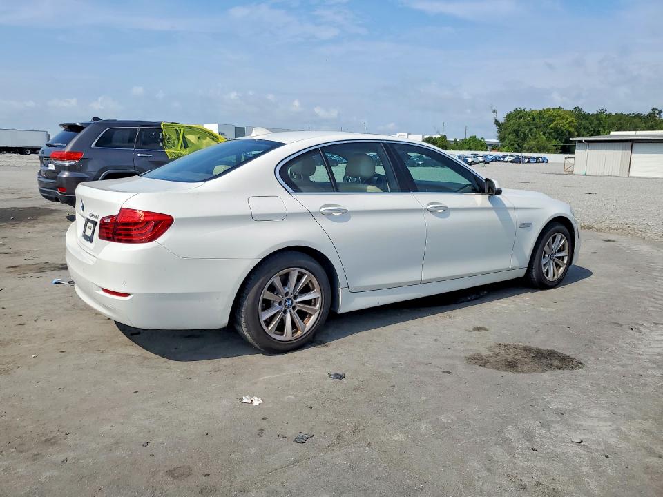 Продаж на аукціоні авто 2016 Bmw 528, vin: WBA5A5C5XGD528510, номер лоту: 63395516