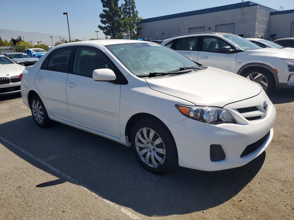 60623586 :رقم المزاد ، 2T1BU4EE8CC765234 vin ، 2012 Toyota Corolla مزاد بيع