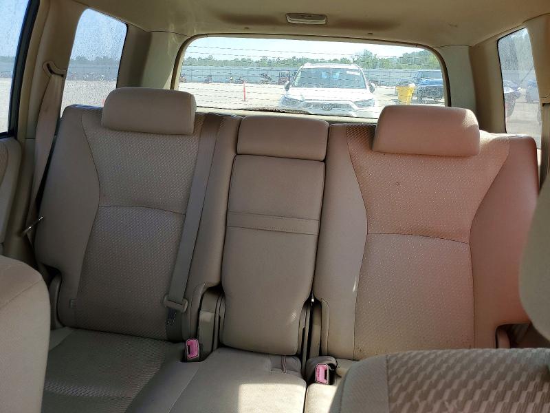 60086616 :رقم المزاد ، JTEGP21A240029241 vin ، 2004 Toyota Highlander مزاد بيع