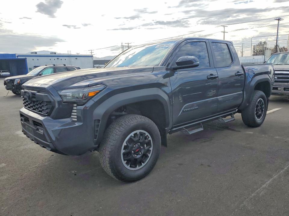 Продажа на аукционе авто 2024 Toyota Tacoma, vin: 3TMLB5JN9RM082044, номер лота: 60863946