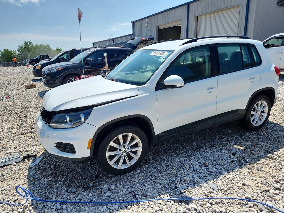 2017 Volkswagen Tiguan მანქანა იყიდება აუქციონზე, vin: WVGBV7AX2HK048738, აუქციონის ნომერი: 59895366