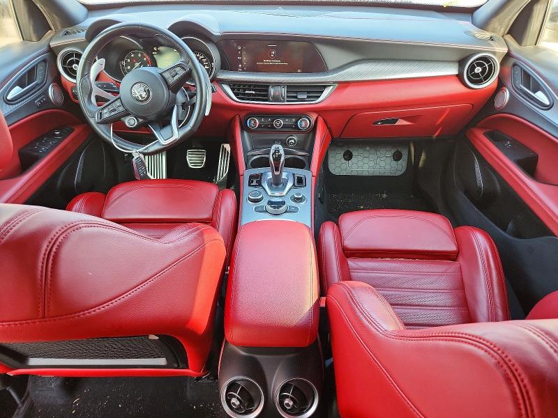61854936 :رقم المزاد ، ZASPAKBN7L7C88053 vin ، 2020 Alfa Romeo Stelvio مزاد بيع