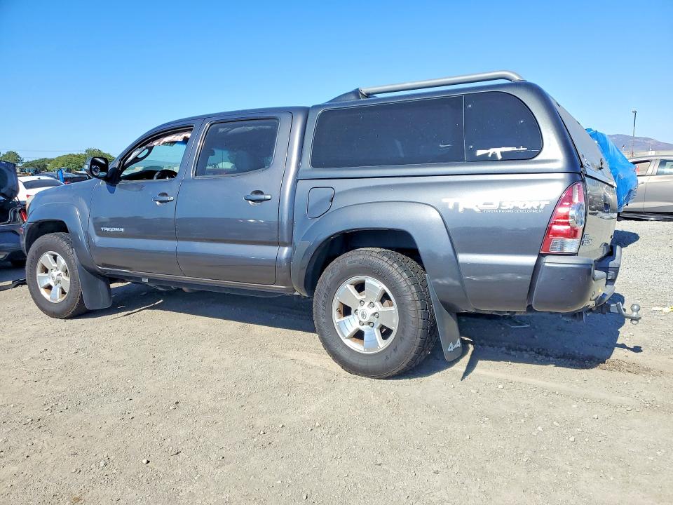 2015 Toyota Tacoma მანქანა იყიდება აუქციონზე, vin: 5TFLU4EN7FX128233, აუქციონის ნომერი: 61417046