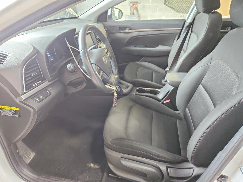 60153696 :رقم المزاد ، 5NPD84LF2JH380819 vin ، 2018 Hyundai Elantra مزاد بيع