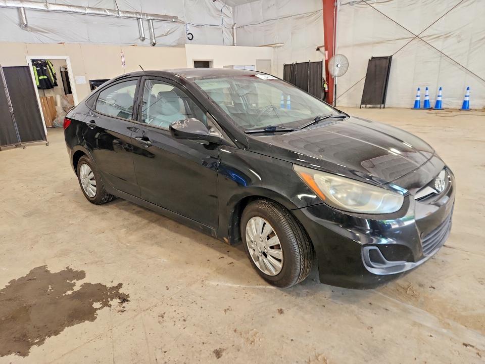 2013 Hyundai Accent მანქანა იყიდება აუქციონზე, vin: KMHCT4AE1DU298333, აუქციონის ნომერი: 60647186