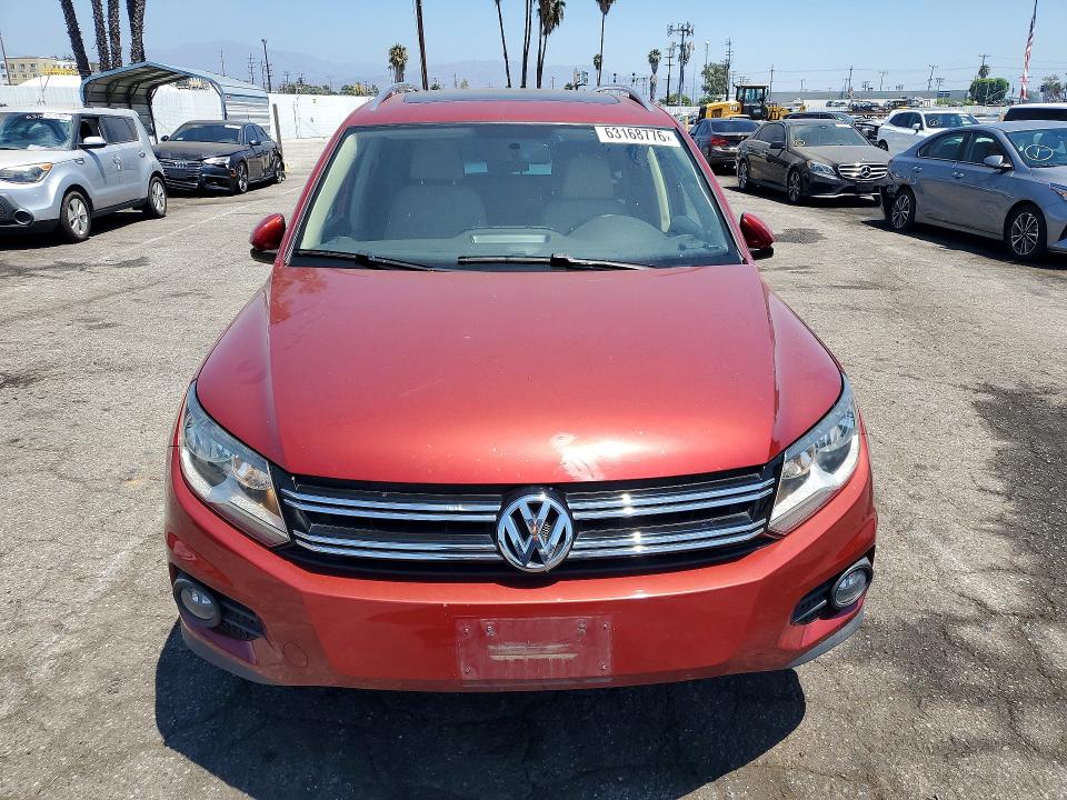 Продажа на аукционе авто 2012 Volkswagen Tiguan, vin: WVGBV7AX2CW102668, номер лота: 63168776