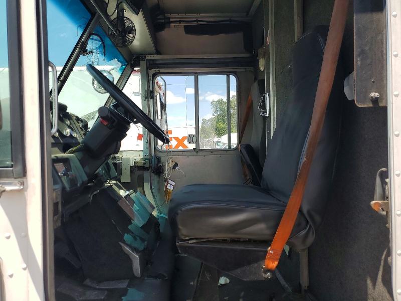 Продаж на аукціоні авто 2001 Freightliner Chassis, vin: 4UZAANBW41CH52900, номер лоту: 62017606