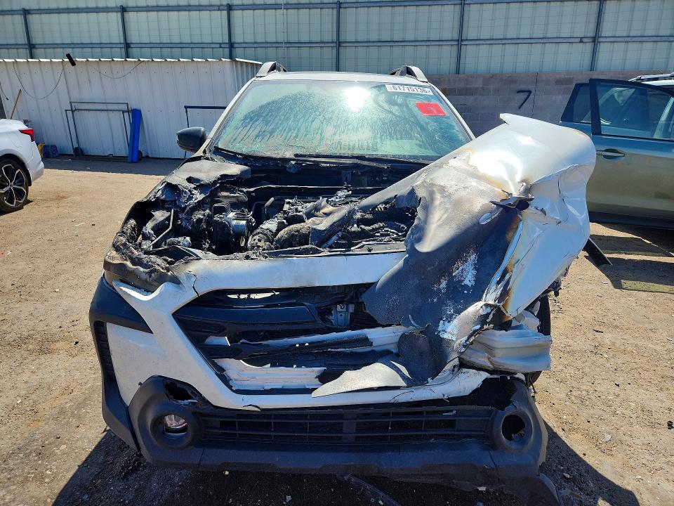 61715136 :رقم المزاد ، 4S4BTGLDXR3290486 vin ، 2024 Subaru Outback مزاد بيع