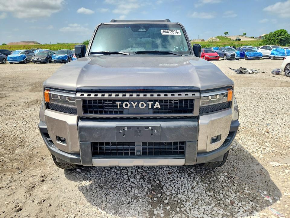 60593076 :رقم المزاد ، JTEABFAJXR5007834 vin ، 2024 Toyota Land Cruiser مزاد بيع