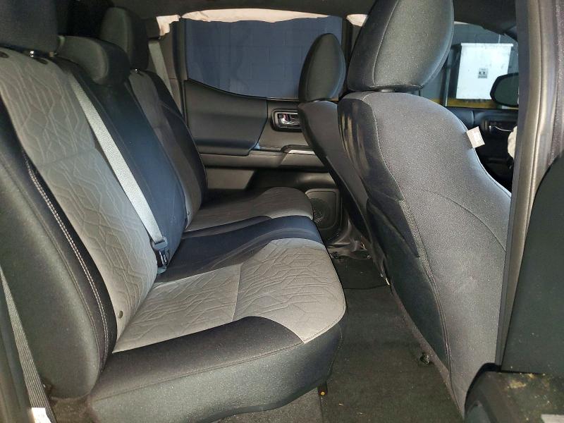 Продаж на аукціоні авто 2017 Toyota Tacoma, vin: 5TFAZ5CN4HX036002, номер лоту: 62099556