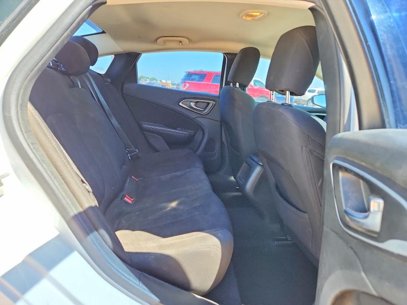 2015 Chrysler 200 მანქანა იყიდება აუქციონზე, vin: 1C3CCCAB6FN574513, აუქციონის ნომერი: 61564326