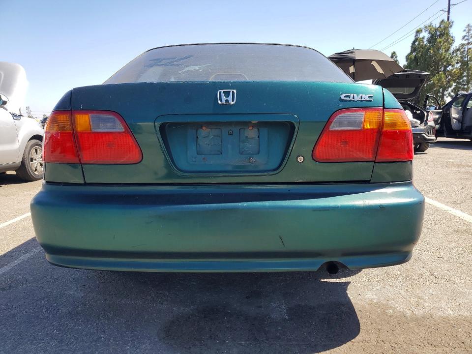 1999 Honda Civic მანქანა იყიდება აუქციონზე, vin: 2HGEJ6673XH558832, აუქციონის ნომერი: 63217826
