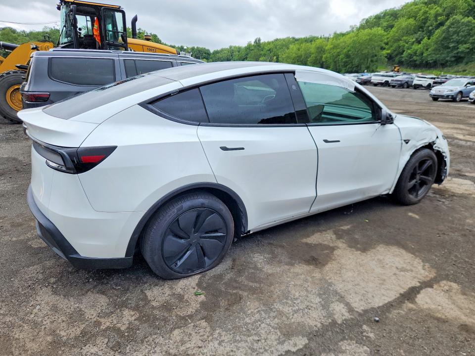 Продажа на аукционе авто 2026 Tesla Model Y, vin: 7SAYGDEDXTA500576, номер лота: 62201396
