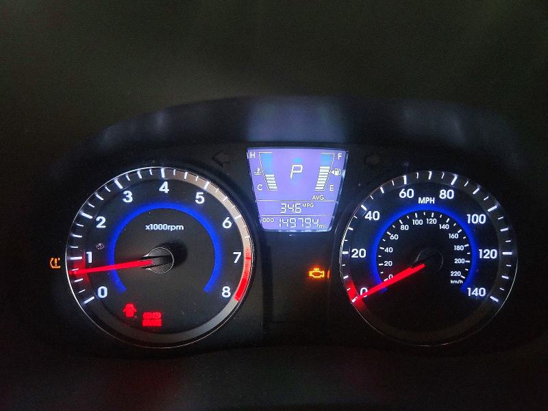 2014 Hyundai Accent მანქანა იყიდება აუქციონზე, vin: KMHCT4AE7EU742770, აუქციონის ნომერი: 60693686