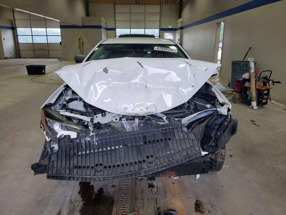 62898296 :رقم المزاد ، 2T1BURHE8HC889066 vin ، 2017 Toyota Corolla مزاد بيع