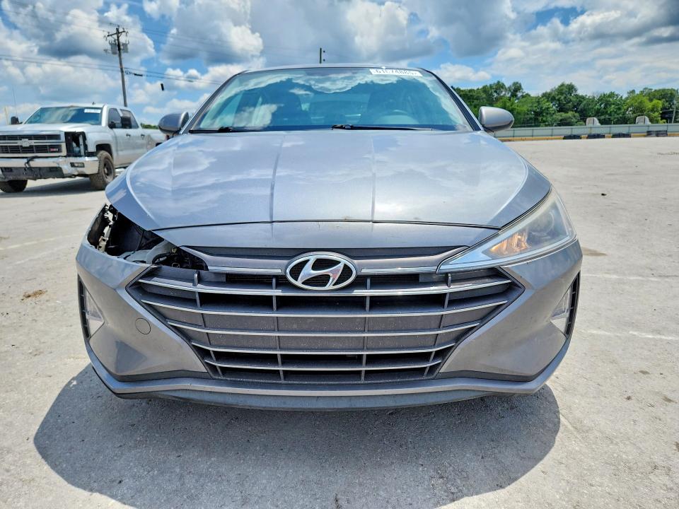 2019 Hyundai Elantra მანქანა იყიდება აუქციონზე, vin: KMHD74LF5KU833675, აუქციონის ნომერი: 61674886