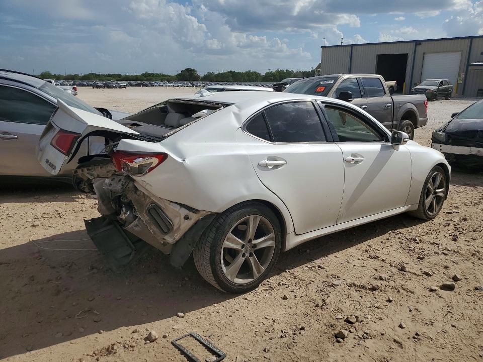 60125296 :رقم المزاد ، JTHBF5C29B5133815 vin ، 2011 Lexus Is مزاد بيع