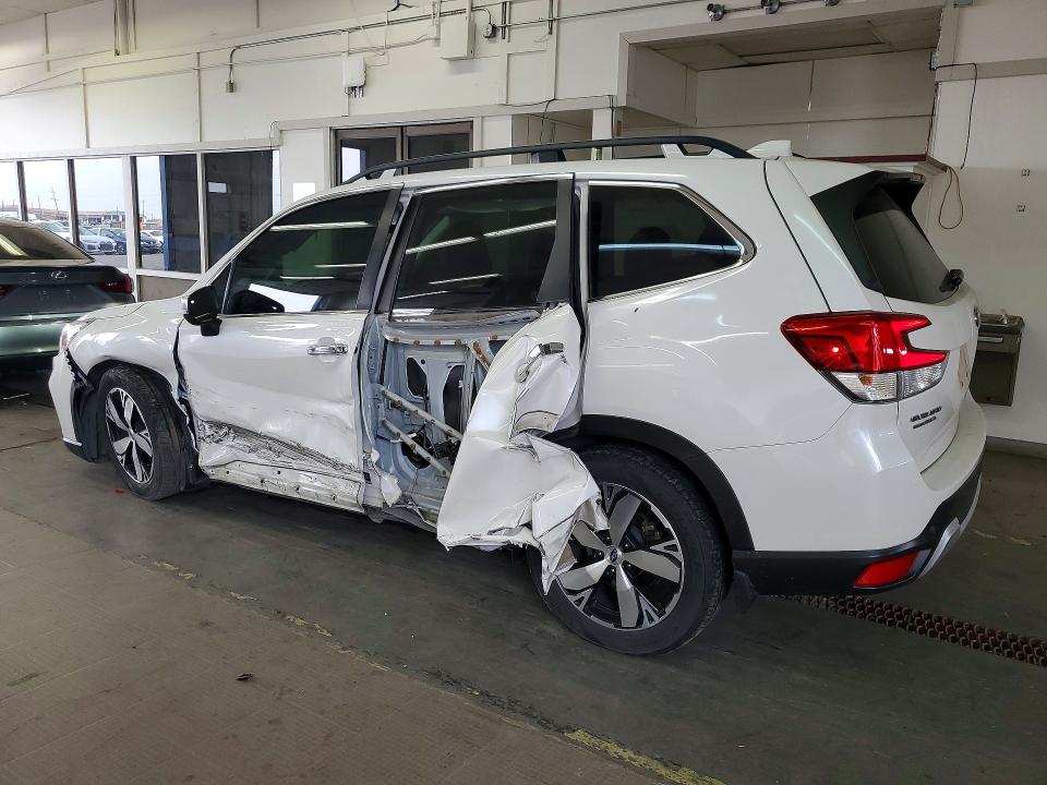 Продаж на аукціоні авто 2019 Subaru Forester, vin: JF2SKAWC6KH589300, номер лоту: 61139236