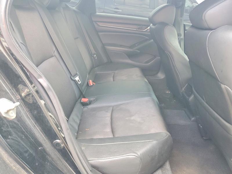 59785926 :رقم المزاد ، 1HGCV1F37KA113545 vin ، 2019 Honda Accord مزاد بيع