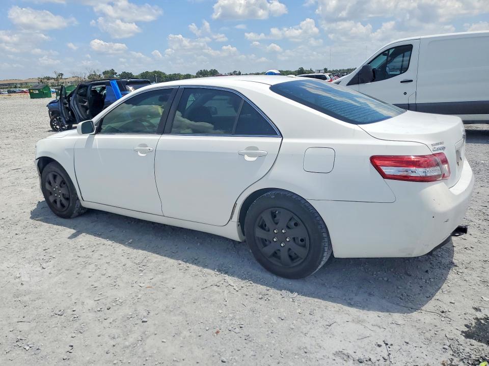 62631946 :رقم المزاد ، 4T1BF3EK4BU757588 vin ، 2011 Toyota Camry مزاد بيع