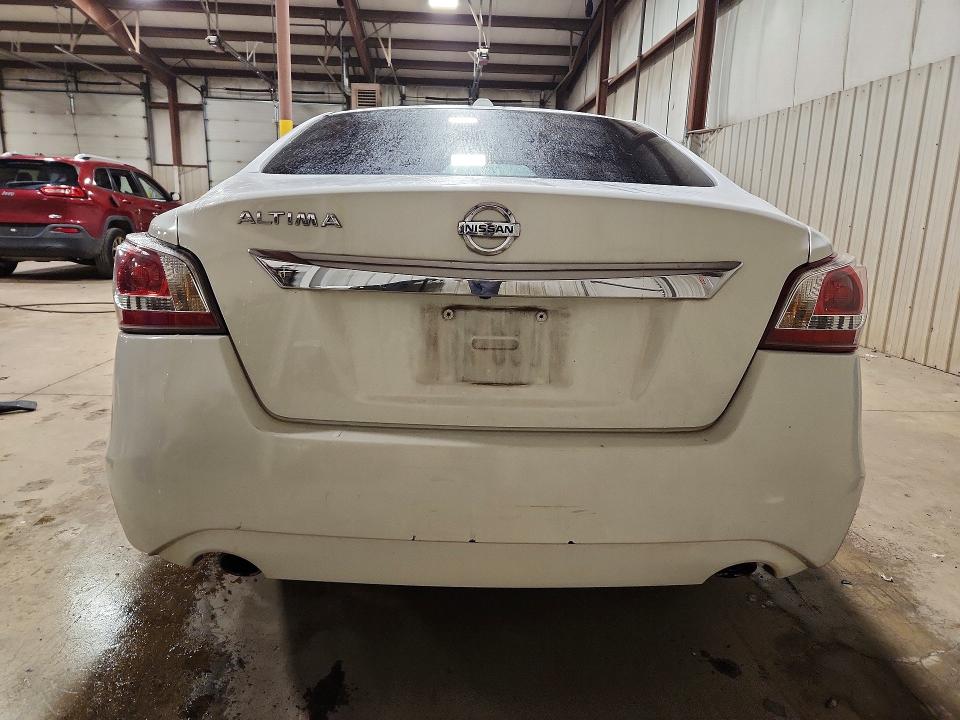 Продаж на аукціоні авто 2015 Nissan Altima, vin: 1N4AL3AP8FN886658, номер лоту: 61305556