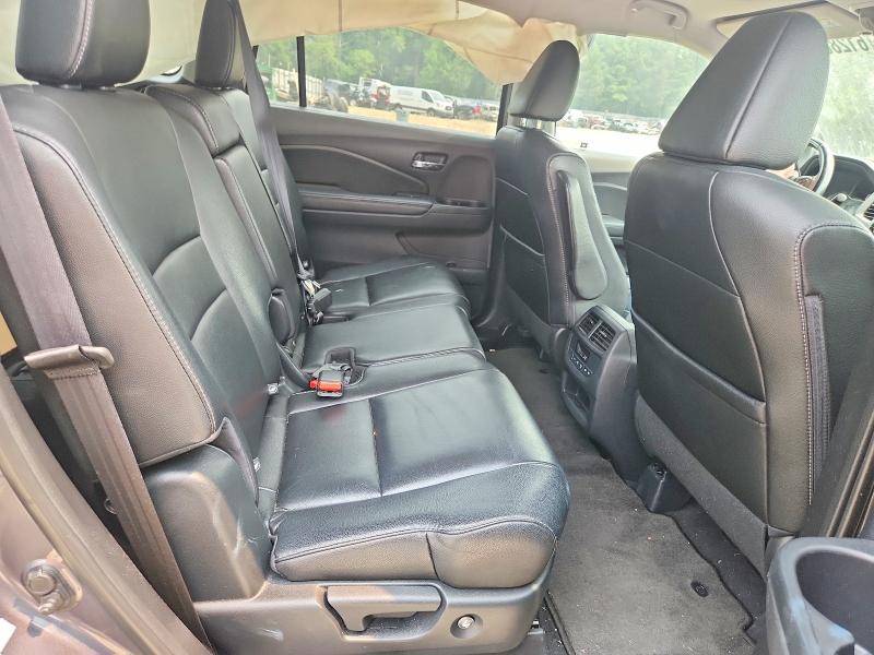 61286786 :رقم المزاد ، 5FNYF6H70GB126375 vin ، 2016 Honda Pilot مزاد بيع
