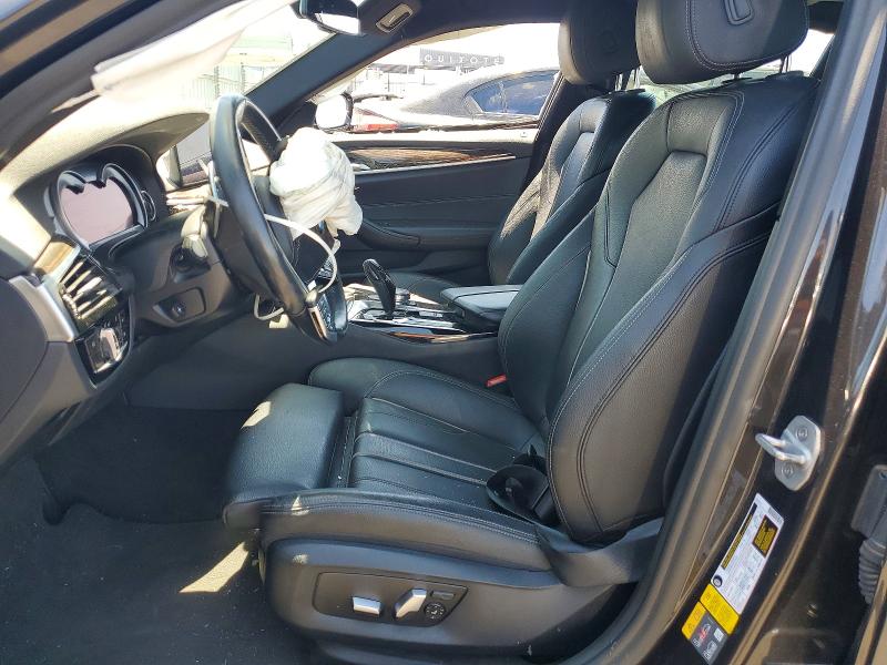61818106 :رقم المزاد ، WBAJA9C51JB033542 vin ، 2018 Bmw 530e مزاد بيع