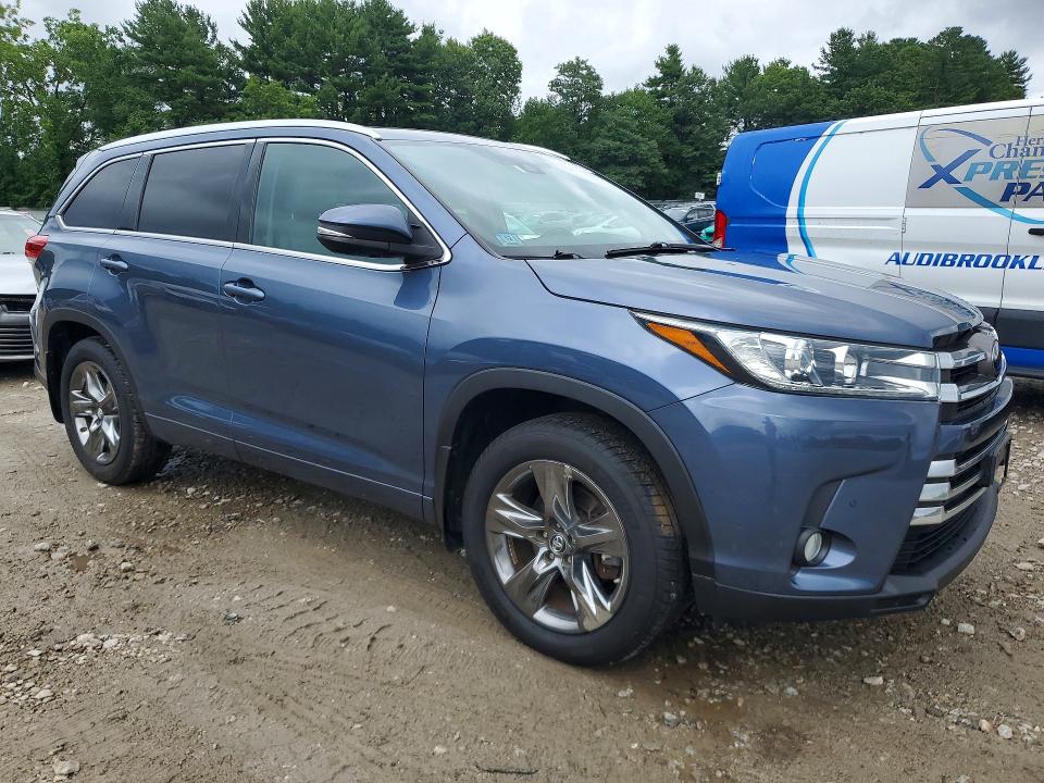 Продаж на аукціоні авто 2017 Toyota Highlander, vin: 5TDDZRFH3HS478687, номер лоту: 63320836