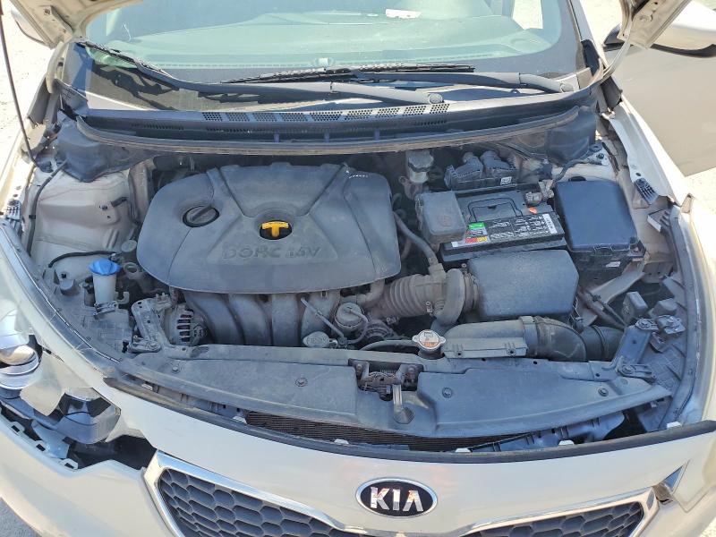 61367526 :رقم المزاد ، KNAFK4A61F5275738 vin ، 2015 Kia Forte مزاد بيع