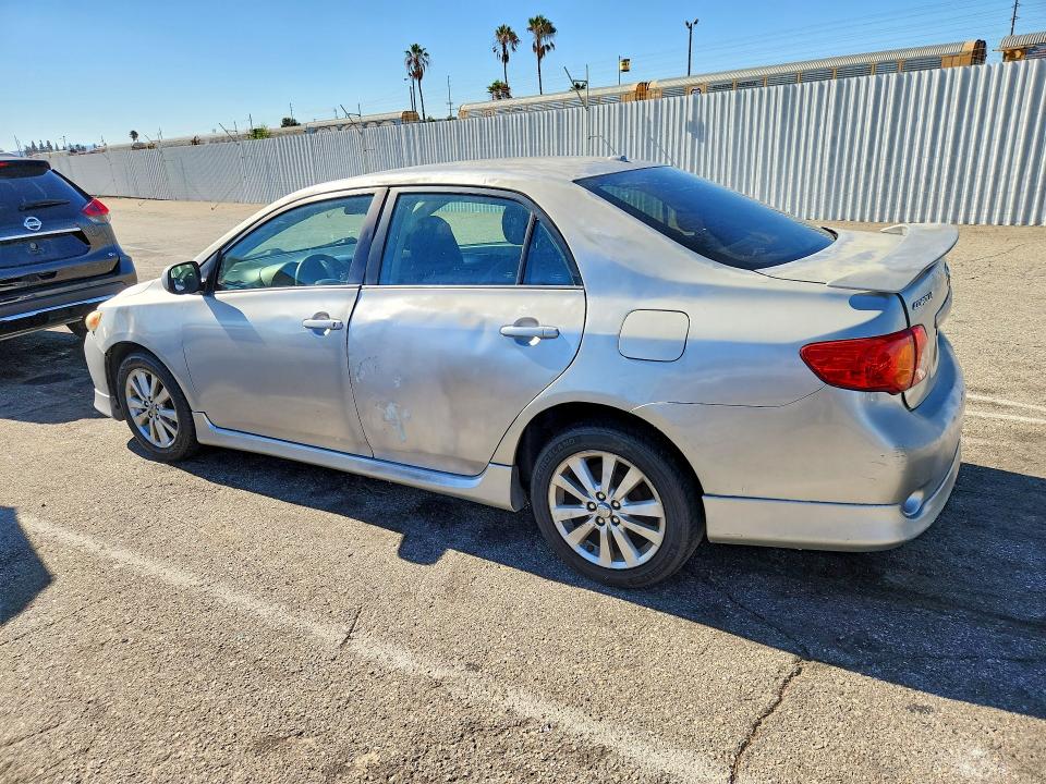62272676 :رقم المزاد ، 1NXBU4EE8AZ239228 vin ، 2010 Toyota Corolla مزاد بيع