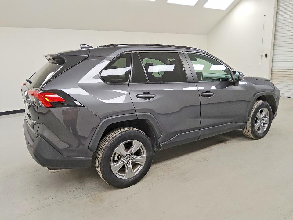 Продажа на аукционе авто 2024 Toyota Rav4, vin: 2T3W1RFV4RW337598, номер лота: 60065646