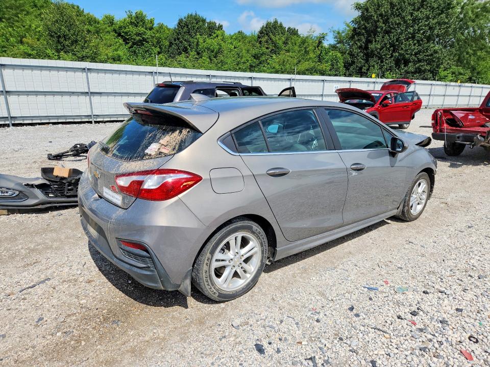 Продажа на аукционе авто 2017 Chevrolet Cruze, vin: 3G1BE6SMXHS574647, номер лота: 60987486