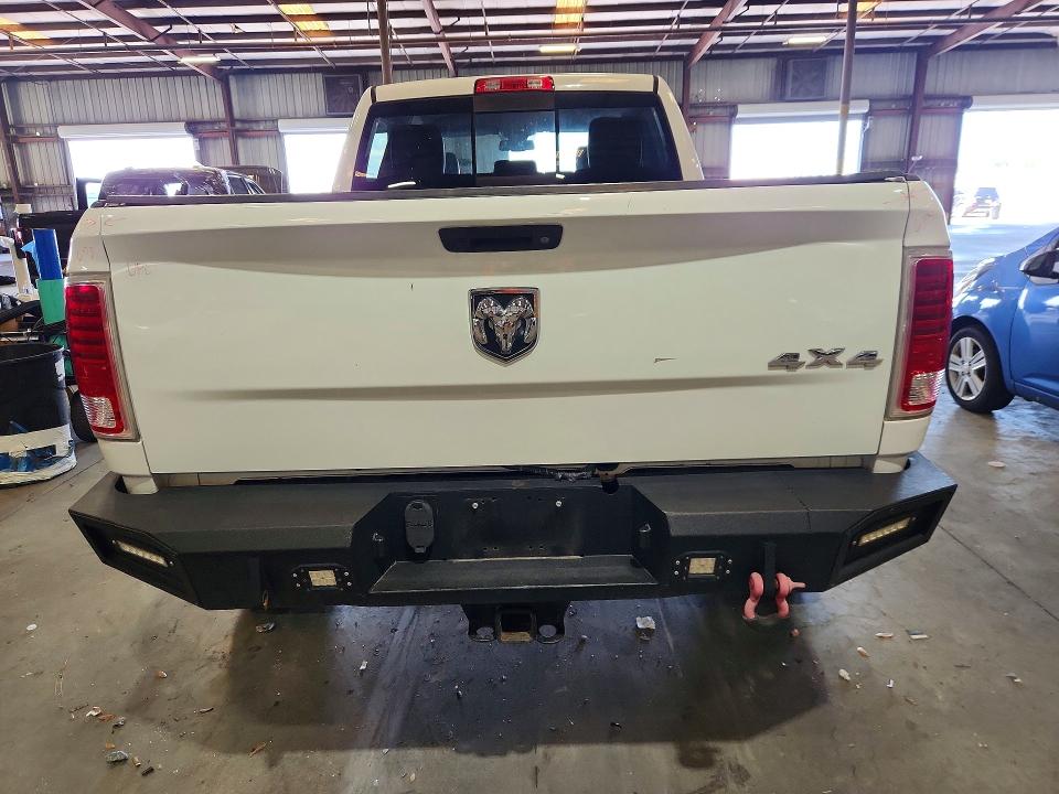 62043786 :رقم المزاد ، 3C6UR5FL7GG390632 vin ، 2016 Ram 2500 مزاد بيع