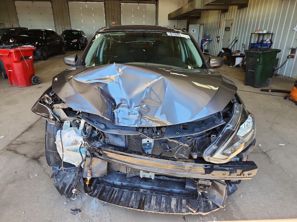 2019 Nissan Sentra მანქანა იყიდება აუქციონზე, vin: 3N1AB7AP9KY361919, აუქციონის ნომერი: 61645766