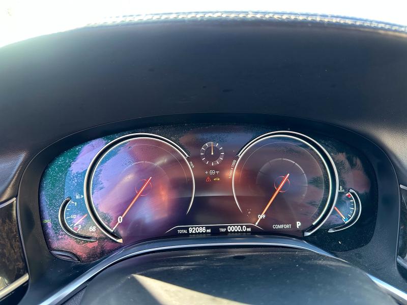 2016 Bmw 750 მანქანა იყიდება აუქციონზე, vin: WBA7F2C52GG418042, აუქციონის ნომერი: 60607826