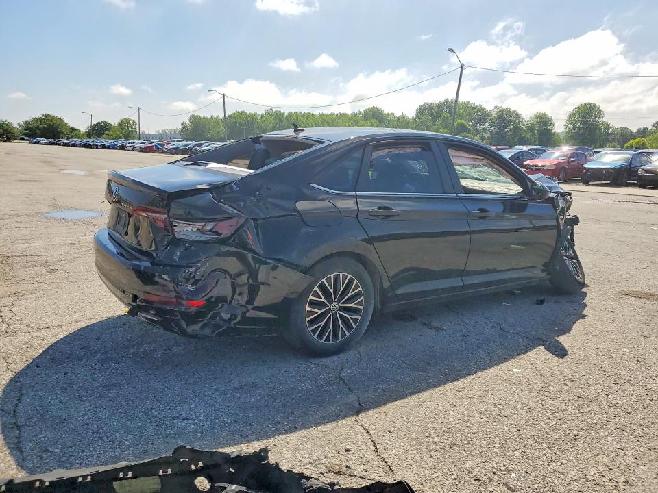 60789616 :رقم المزاد ، 3VWCB7BU4KM176563 vin ، 2019 Volkswagen Jetta مزاد بيع
