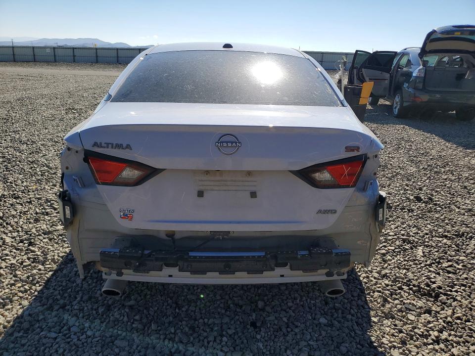 61798856 :رقم المزاد ، 1N4BL4CW3RN418596 vin ، 2024 Nissan Altima مزاد بيع