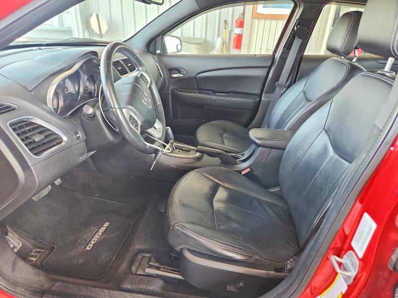 62820526 :رقم المزاد ، 1B3BD2FG2BN573888 vin ، 2011 Dodge Avenger مزاد بيع