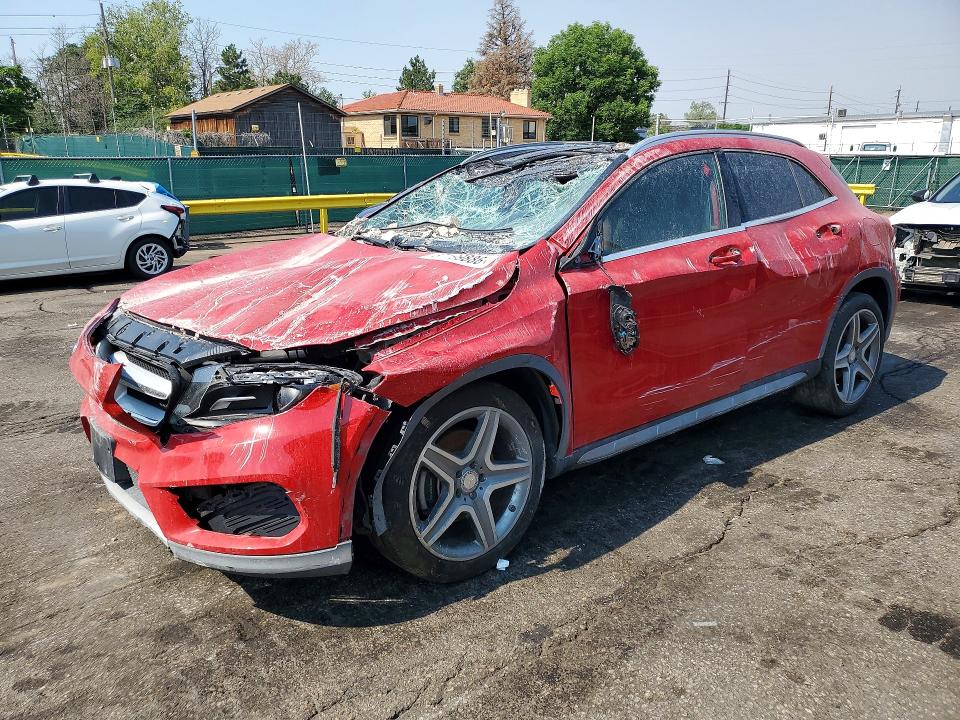 57199886 :رقم المزاد ، WDCTG4GB5FJ126083 vin ، 2015 Mercedes-benz Gla مزاد بيع